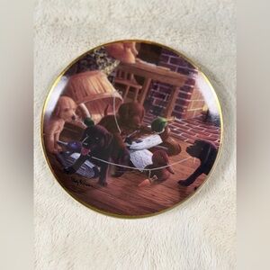 Franklin Mint Ceramic Plate with Puppies - Gold and Brown